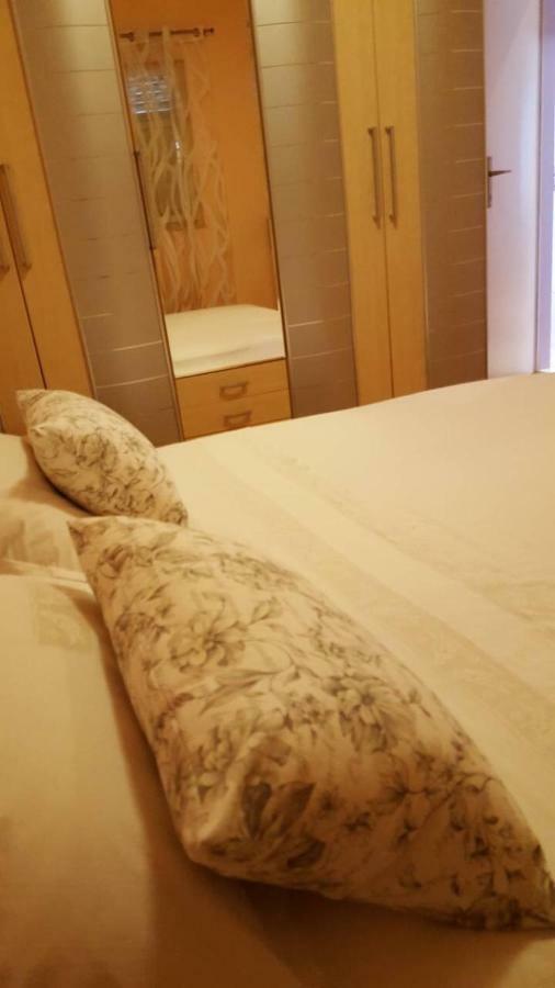 Apartman Luly Apartment Kaštela Екстериор снимка