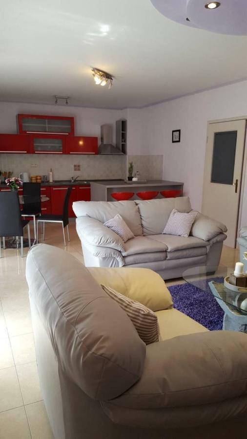 Apartman Luly Apartment Kaštela Екстериор снимка